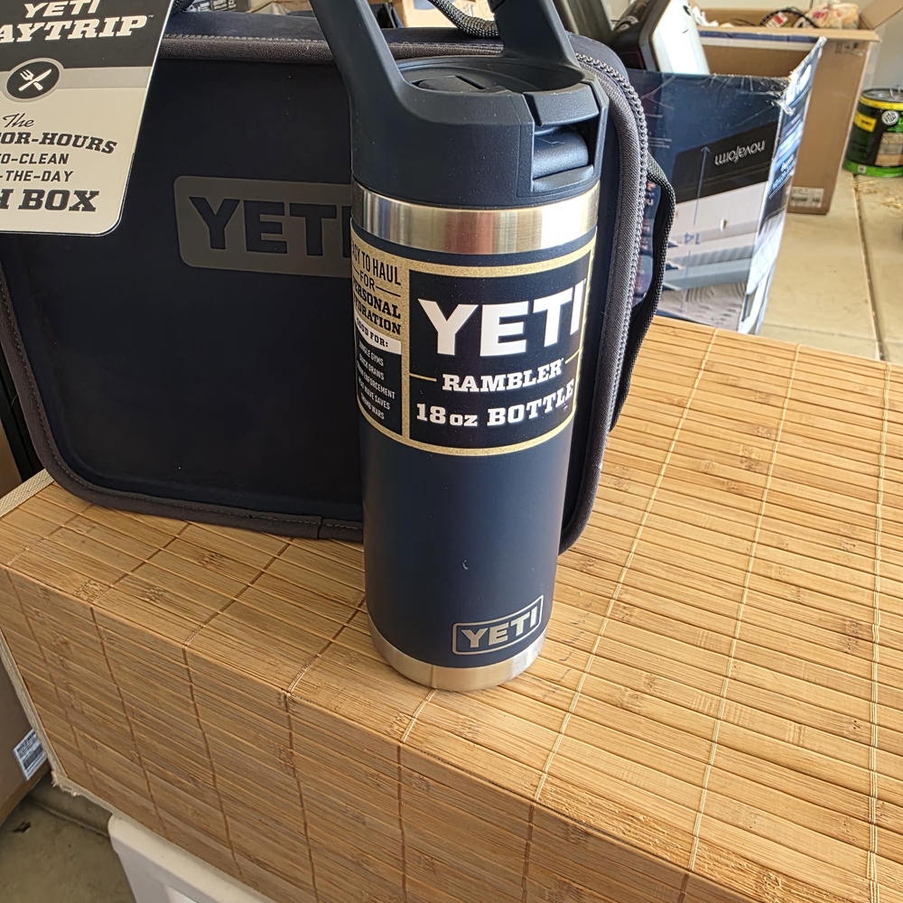 YETI Rambler 18oz Bottle in Dark Blue